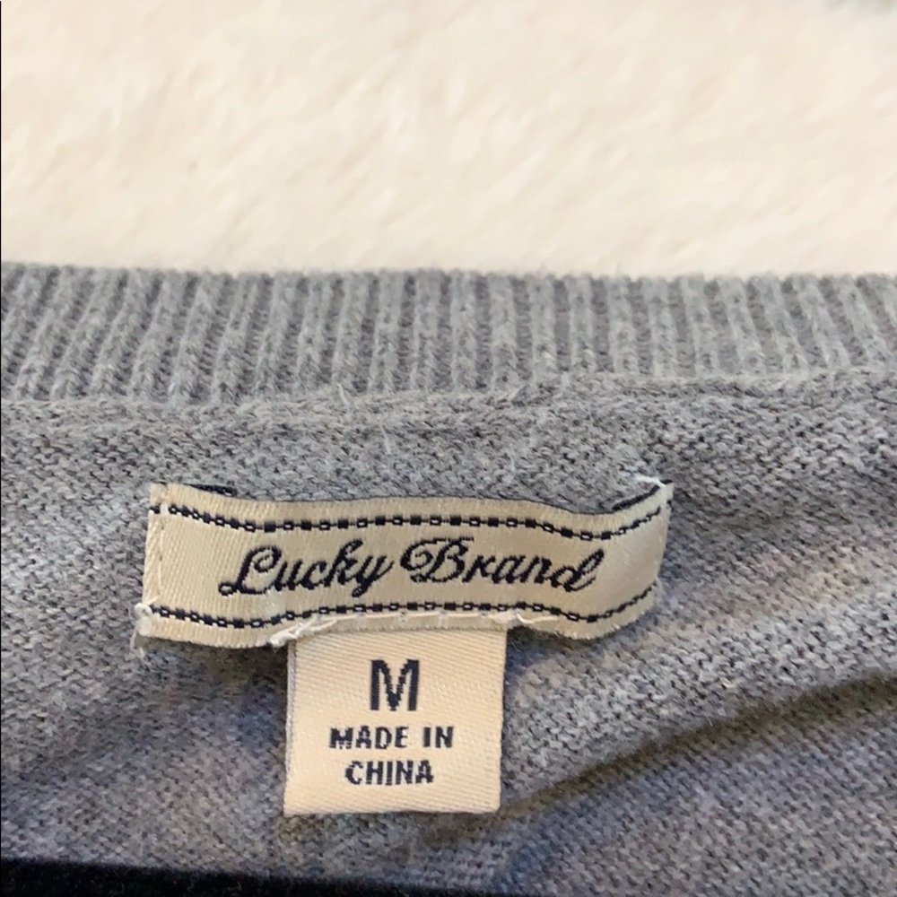 Sweater - Picture 6 of 6